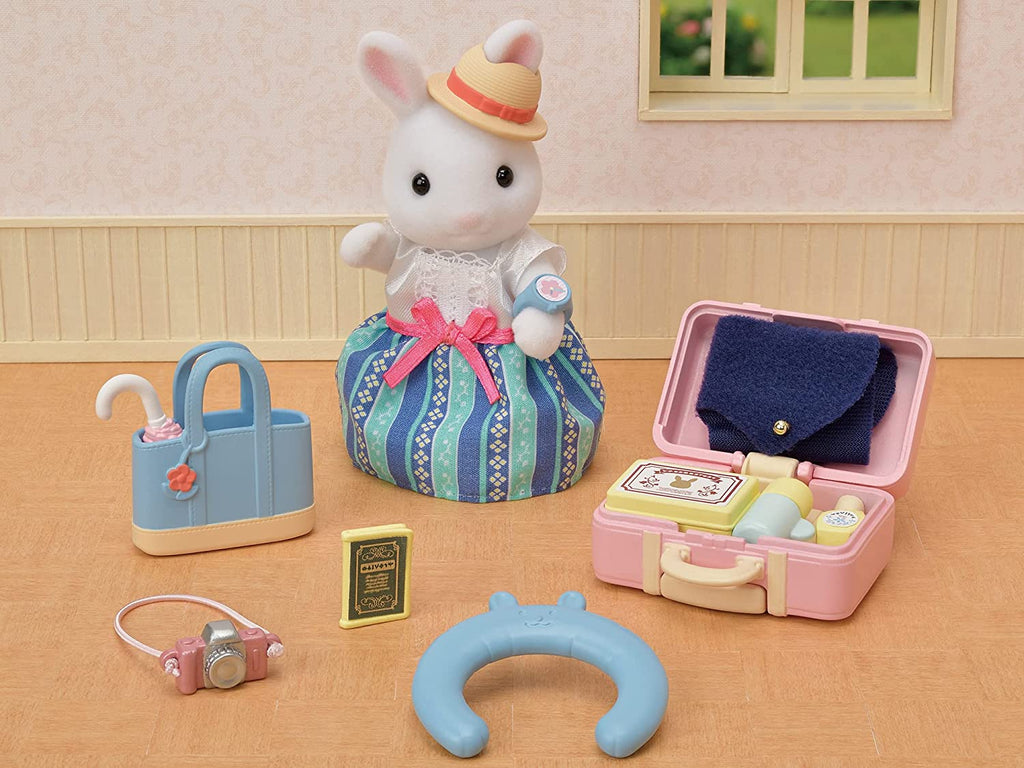 Snow Rabbit Mother's Weekend Travel Set Dollhouse Playset C69307