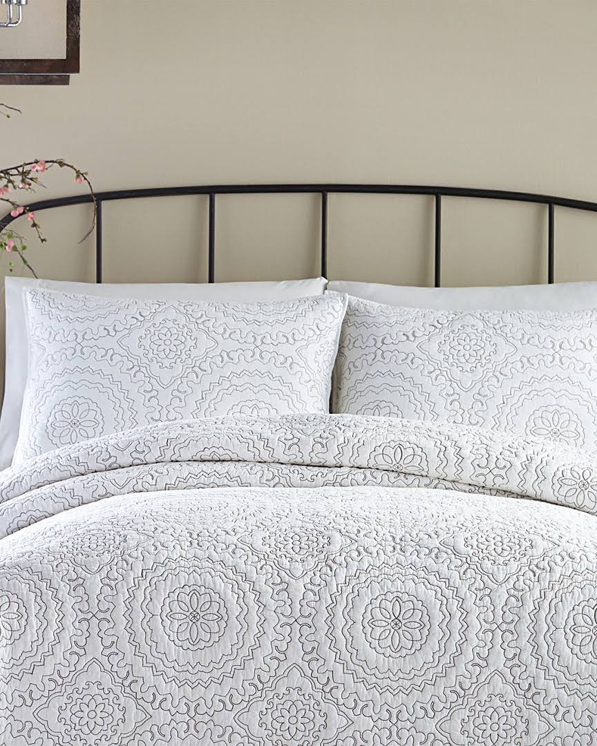 King Grey Medallion Coverlet W655