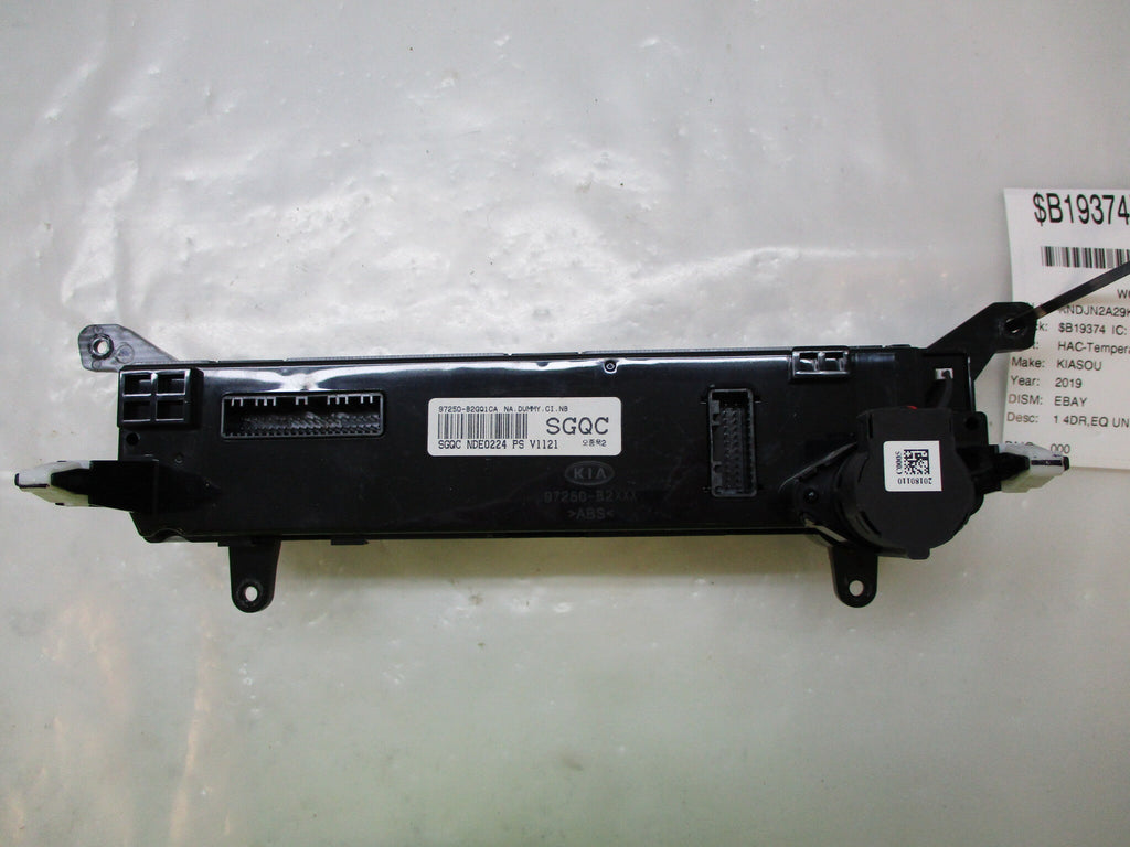 17 18 19 Kia Soul Auto Climate Heater AC Control G1122