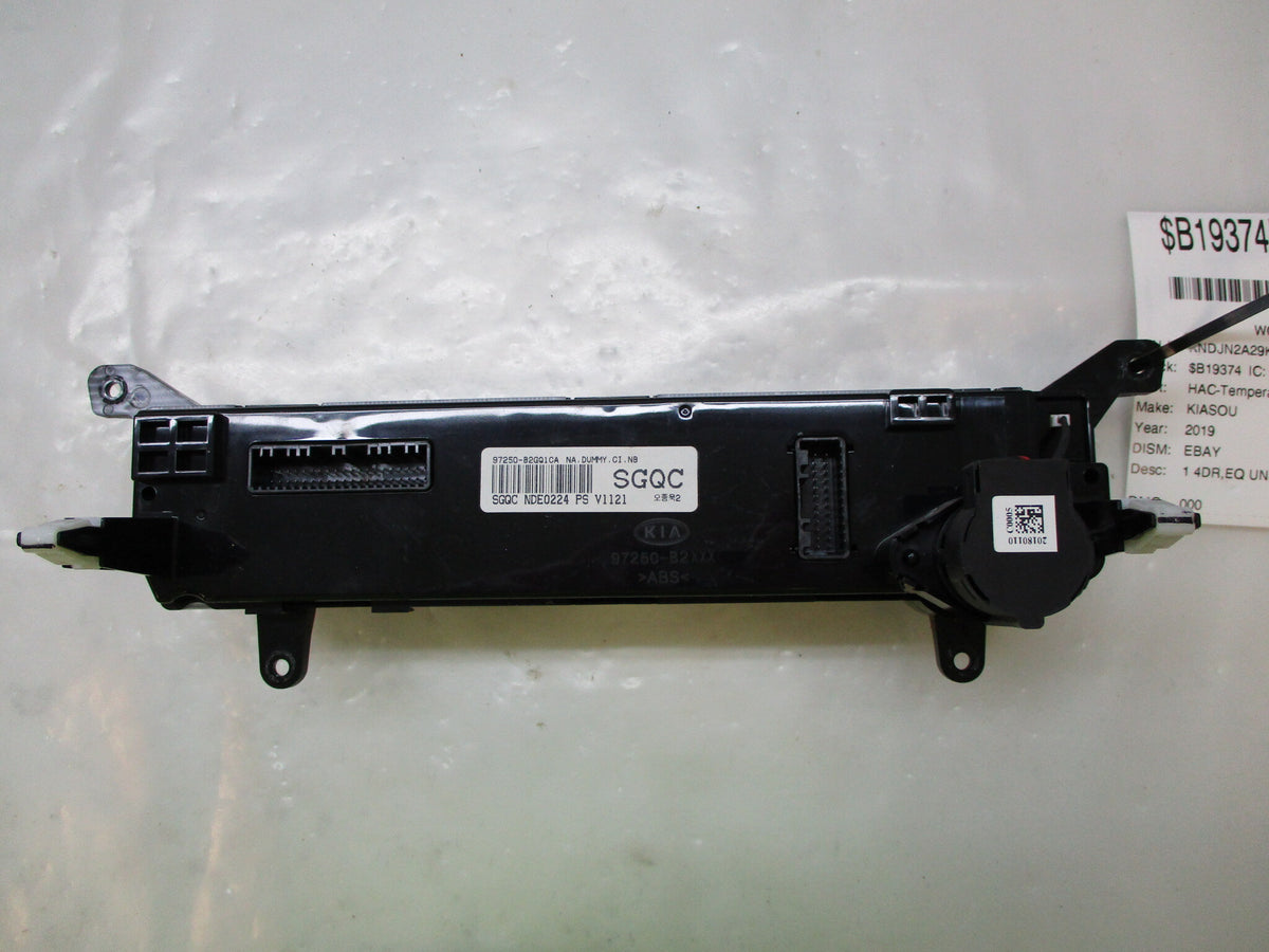 17 18 19 Kia Soul Auto Climate Heater AC Control G1122