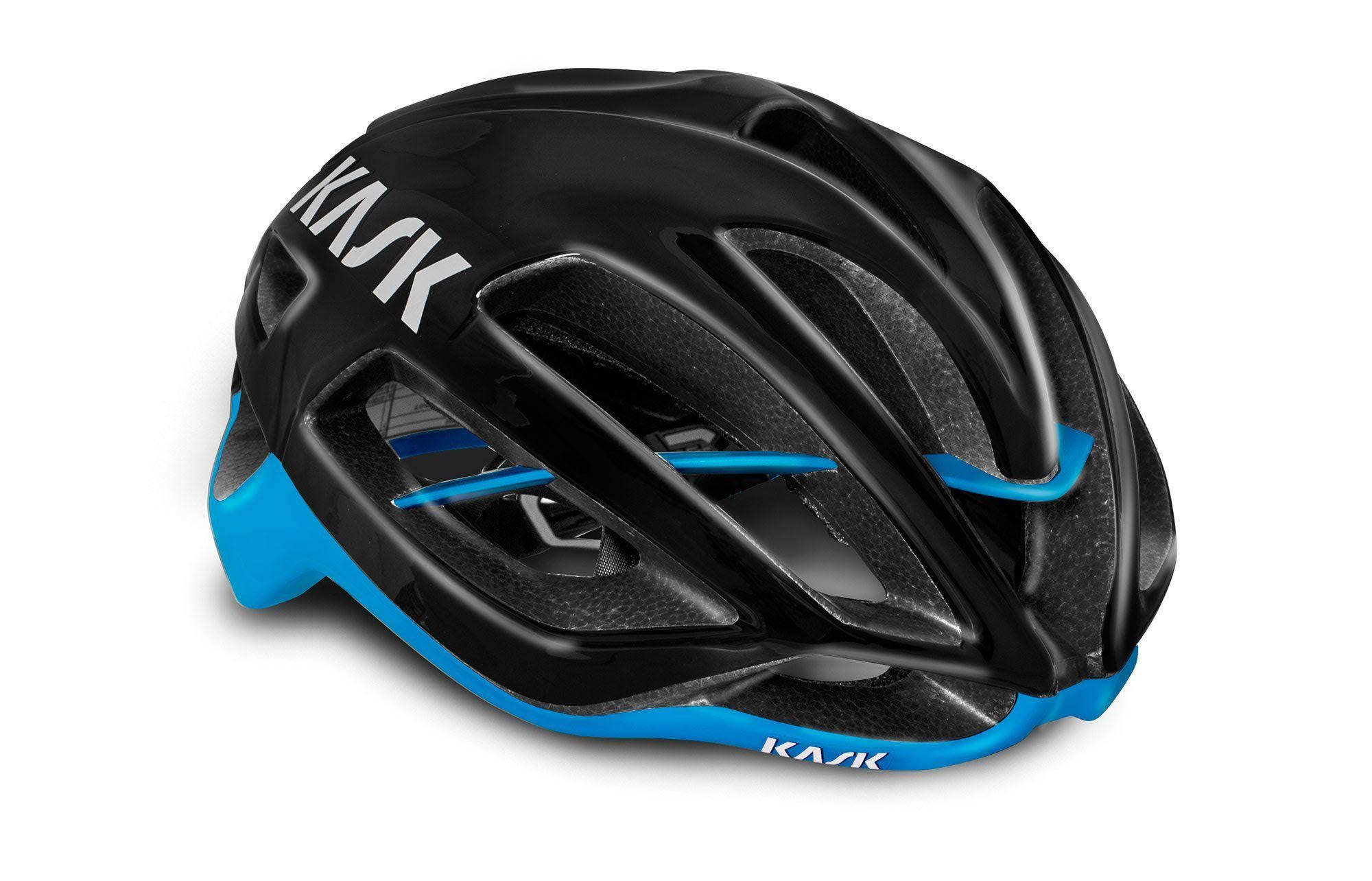 Black/Blue Medium Helmet R64326