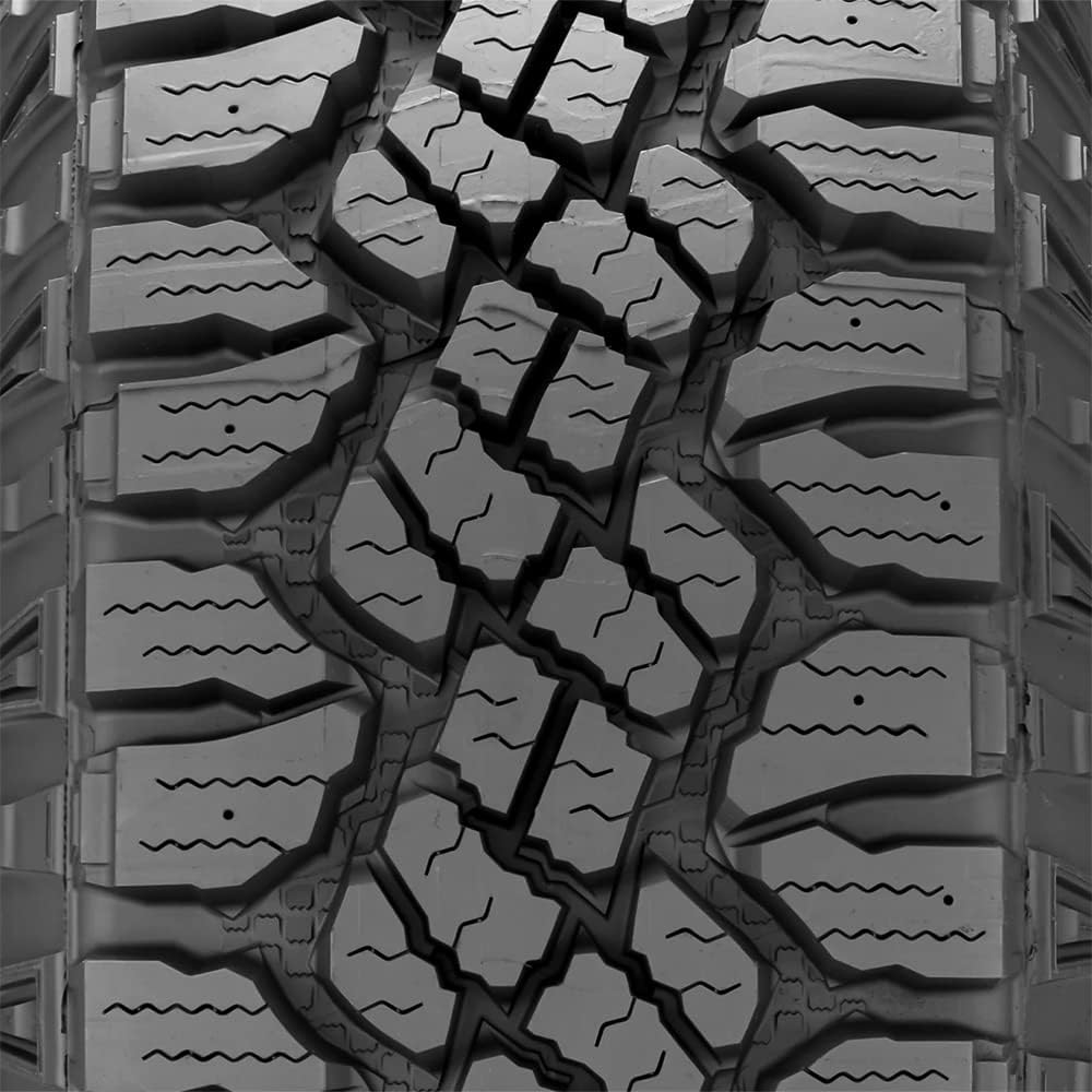 265/65R17 112S All-Season Radial Tire S3673
