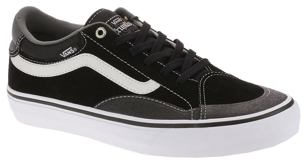 Black/White Advanced Skate Shoes B2812