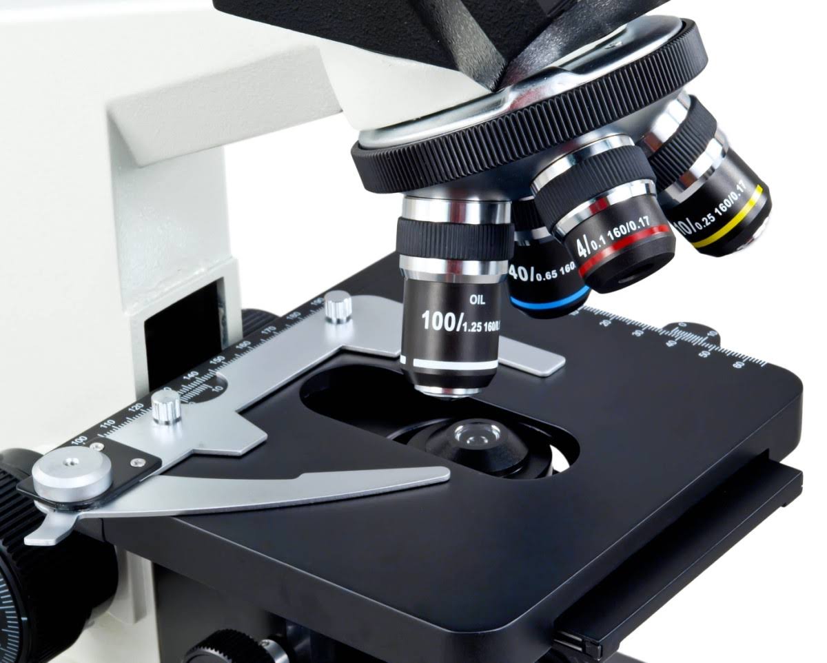 Compound Binocular Microscope with Aluminum Carrying Case B692092