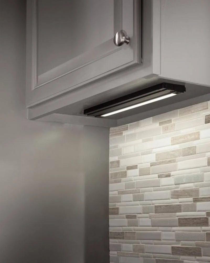 Slimline LED White C69208